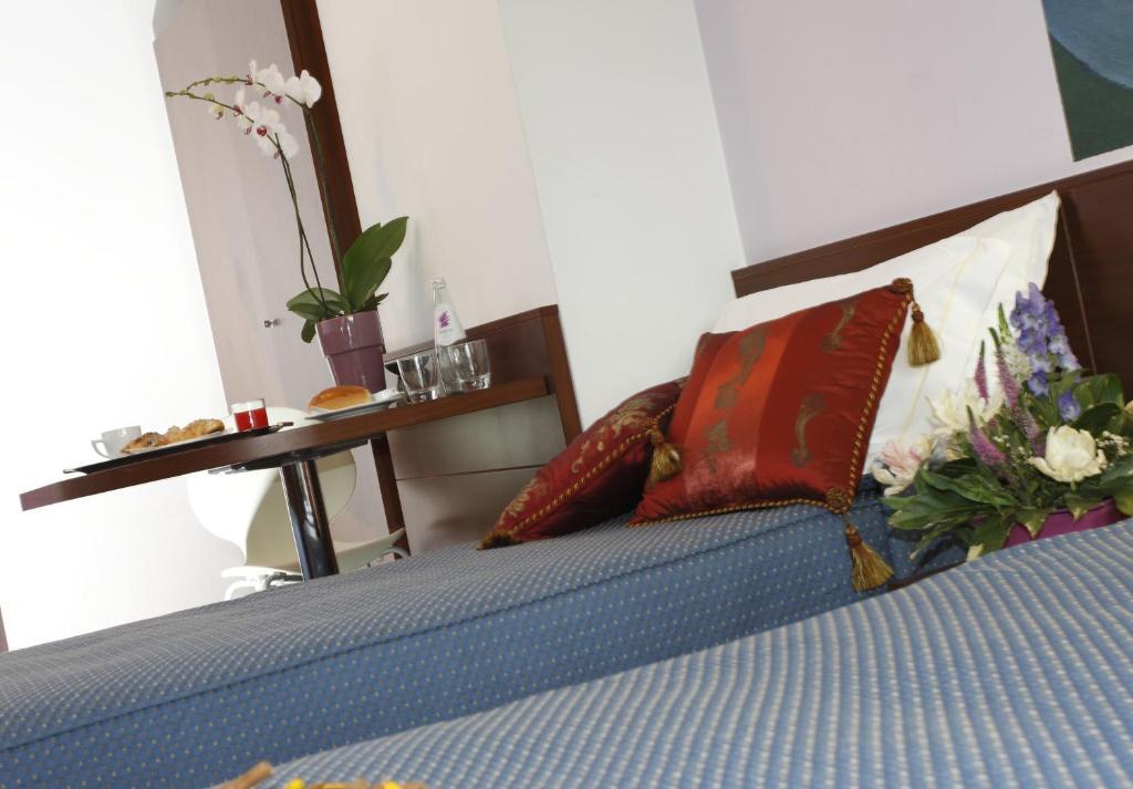 Hotel Il Monte Serravalle Pokoj fotografie